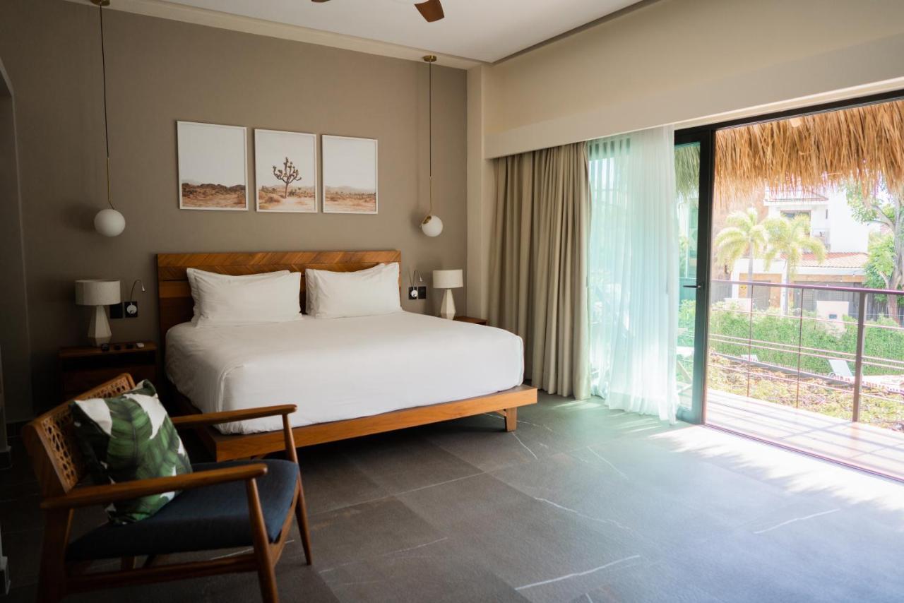 San Tropico Boutique Hotel & Peaceful Escape ปูแอร์โตบาญาร์ตา ภายนอก รูปภาพ